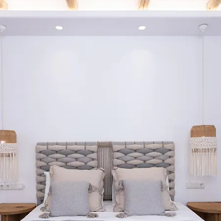 Hotel Verykokkos Collection